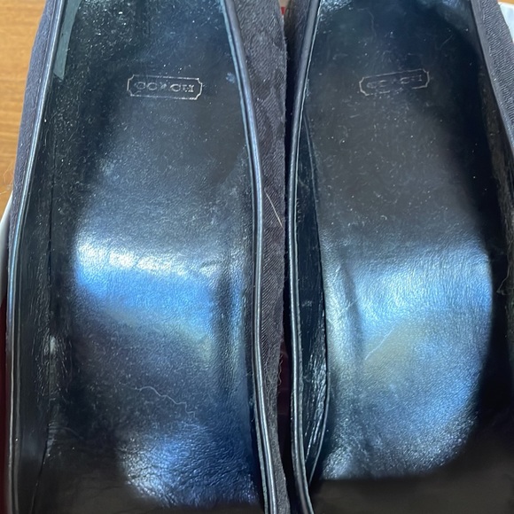 Coach Black Pumps - Gorgeous Logo Design! - Picture 10 of 10